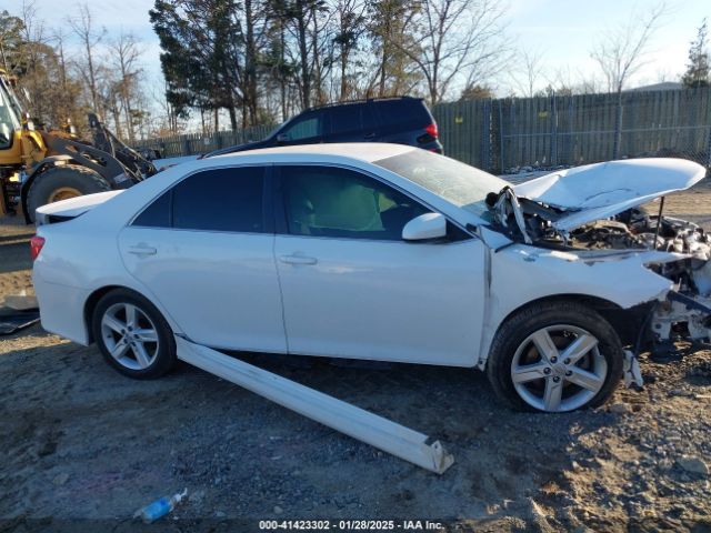 4T1BF1FK7EU454988 Toyota CAMRY SE