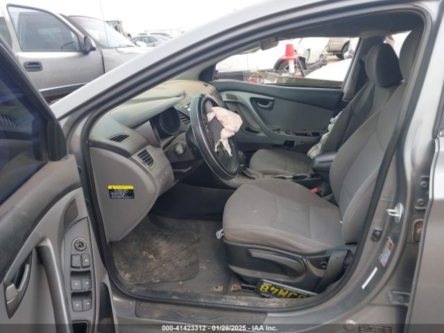 5NPDH4AE1EH483729 Hyundai ELANTRA SE