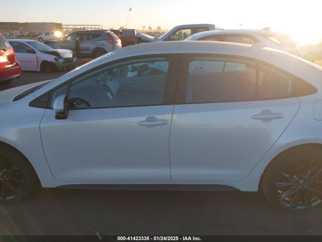 5YFS4MCE4RP194921 Toyota COROLLA SE