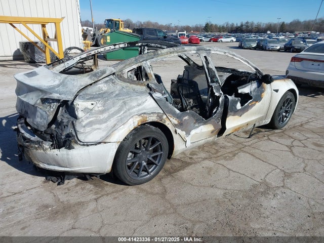 2022 TESLA MODEL 3 5YJ3E1EB8NF272223 Photo 3