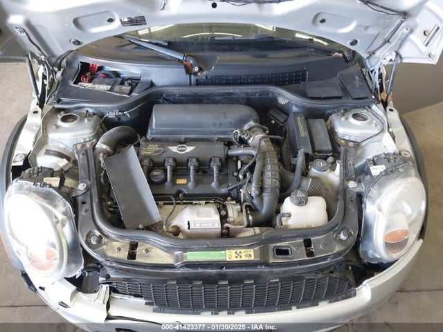 2009 MINI COOPER S WMWMF73519TW86932 Photo 9