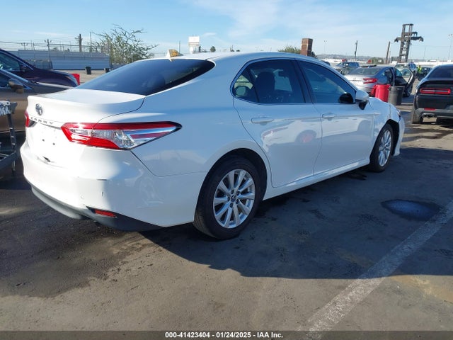 JTNB11HK6J3006897 Toyota CAMRY LE