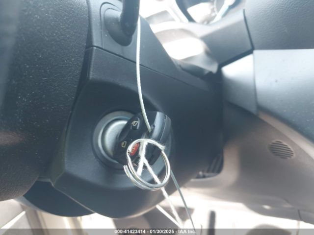 1FMCU0F75HUC43468 Ford ESCAPE S