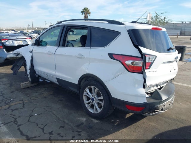 Ford ESCAPE SE 2018 1FMCU0GD2JUA58207 Image 3