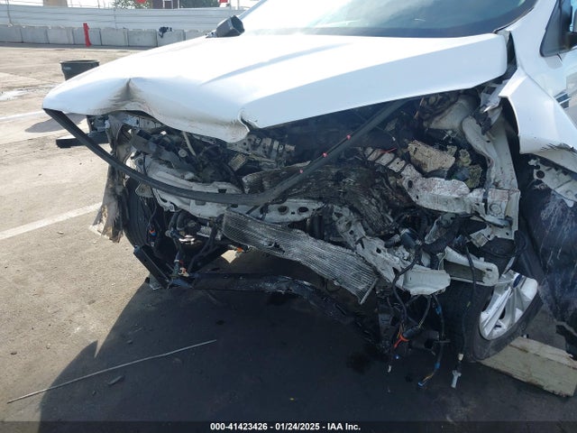 Ford ESCAPE SE 2018 1FMCU0GD2JUA58207 Image 6