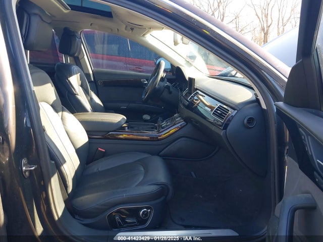 2011 AUDI A8 L WAURVAFD0BN013682 Photo 4