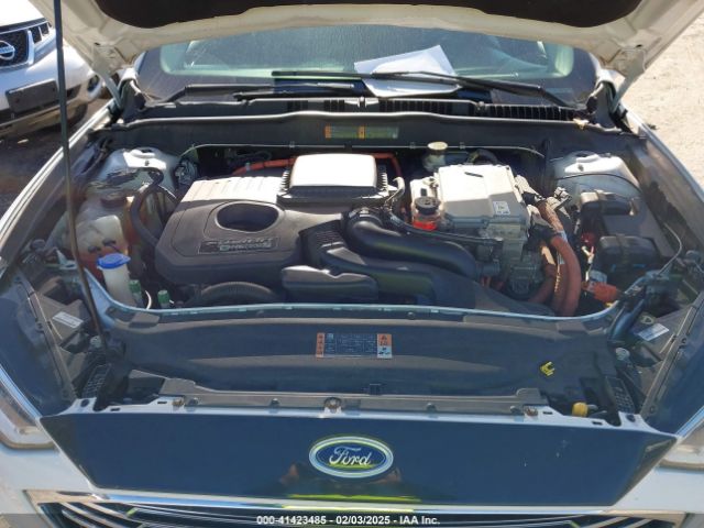 3FA6P0SU3HR152006 Ford Fusion Energi Titanium