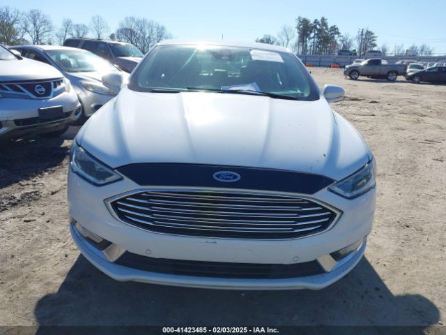 3FA6P0SU3HR152006 Ford Fusion Energi Titanium