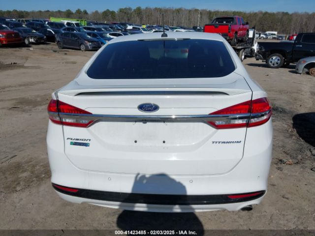 3FA6P0SU3HR152006 Ford Fusion Energi Titanium