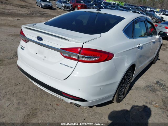3FA6P0SU3HR152006 Ford Fusion Energi Titanium