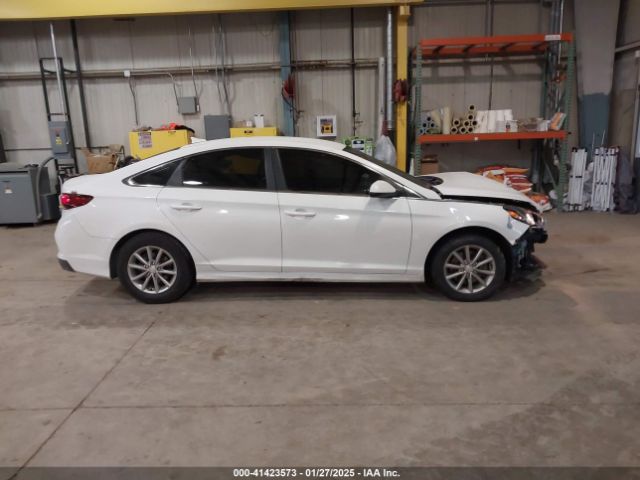 5NPE24AF7JH613425 Hyundai SONATA SE