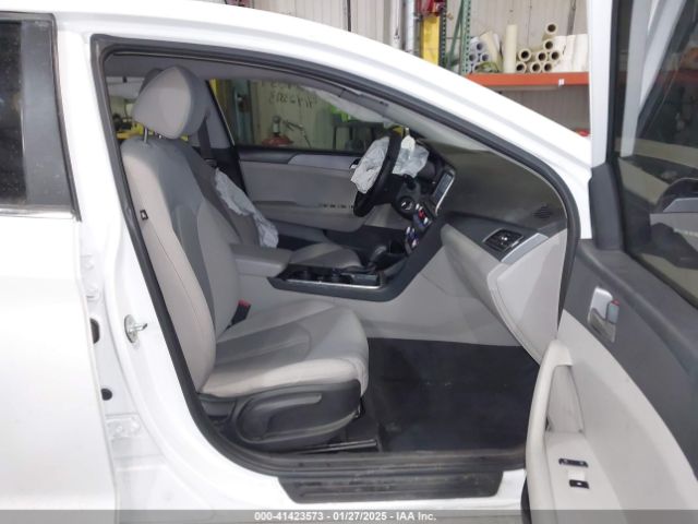 5NPE24AF7JH613425 Hyundai SONATA SE