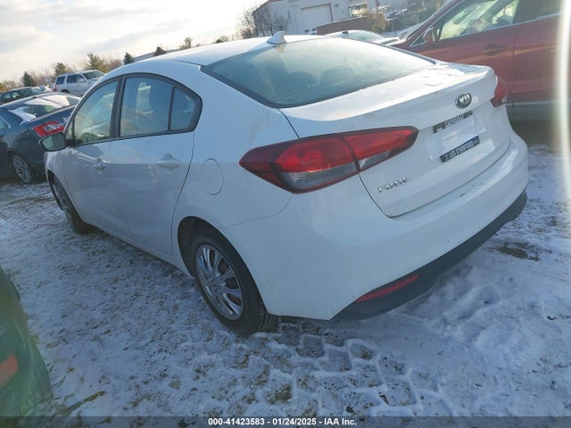 3KPFK4A72HE022303 KIA FORTE LX
