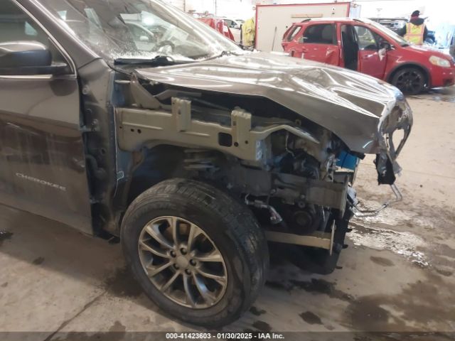 1C4PJMLB4KD458362 Jeep Cherokee Latitude Plus 4x4