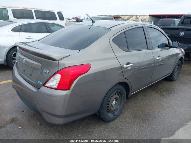 3N1CN7APXFL936886 Nissan Versa 1.6 Sv