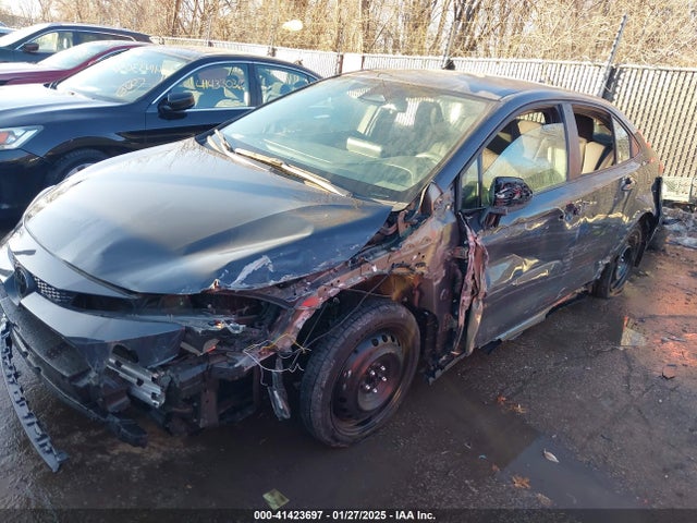 5YFB4MDE1PP024494 Toyota COROLLA LE