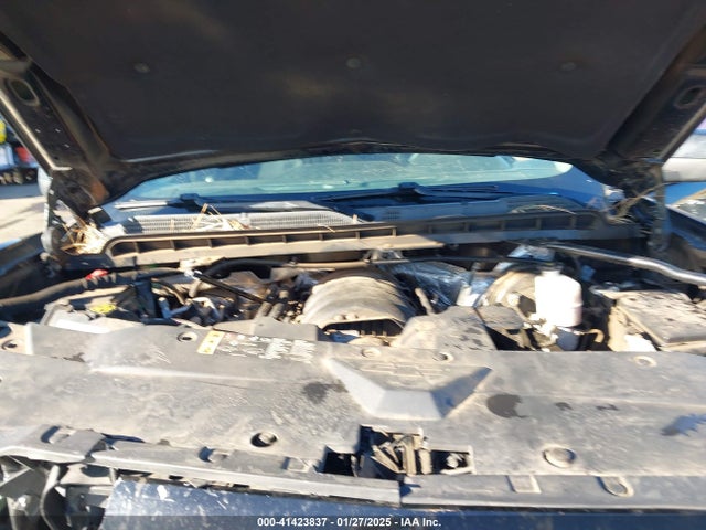 3GCUKREC9HG330925 Chevrolet Silverado 1500 2lt