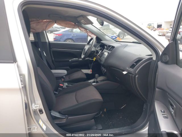 2019 MITSUBISHI OUTLANDER SPORT JA4AP3AU1KU035042 Photo 4