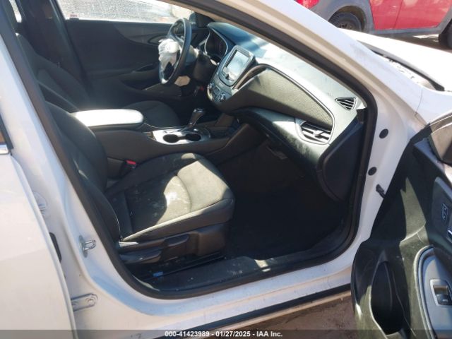 2016 CHEVROLET MALIBU 1G1ZB5ST9GF265277 Photo 4