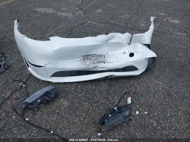 Tesla Model Y 2023 7SAYGDEE6PA125980 Image 11
