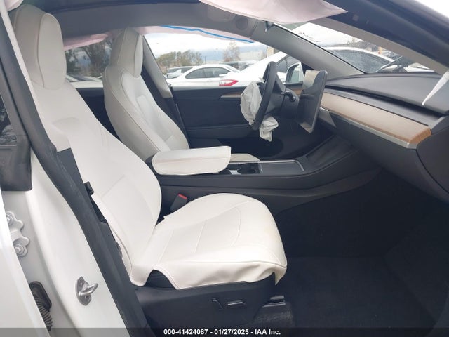 2023 TESLA MODEL Y 7SAYGDEE6PA125980 Photo 4
