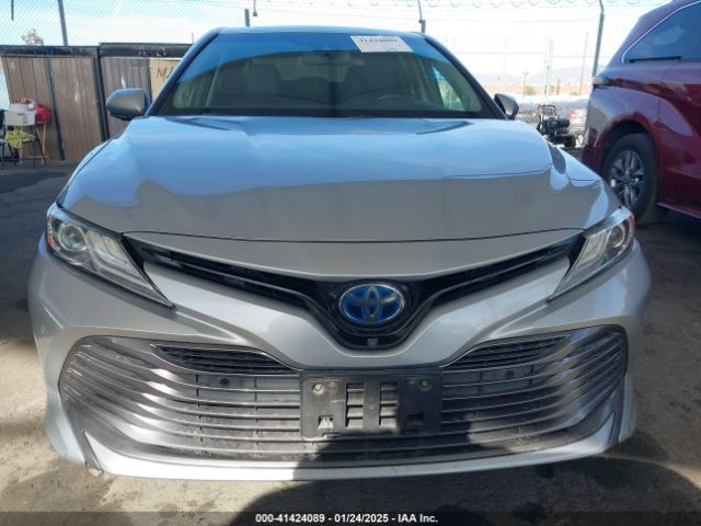 4T1B21HK5JU008406 Toyota Camry Hybrid Xle