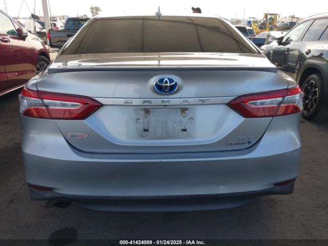 4T1B21HK5JU008406 Toyota Camry Hybrid Xle