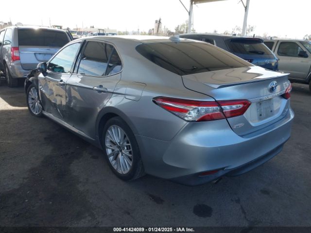 4T1B21HK5JU008406 Toyota Camry Hybrid Xle