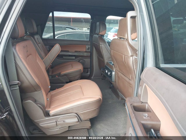 Ford Expedition King Ranch Max 2023 1FMJK1N82PEA64116 Image 8