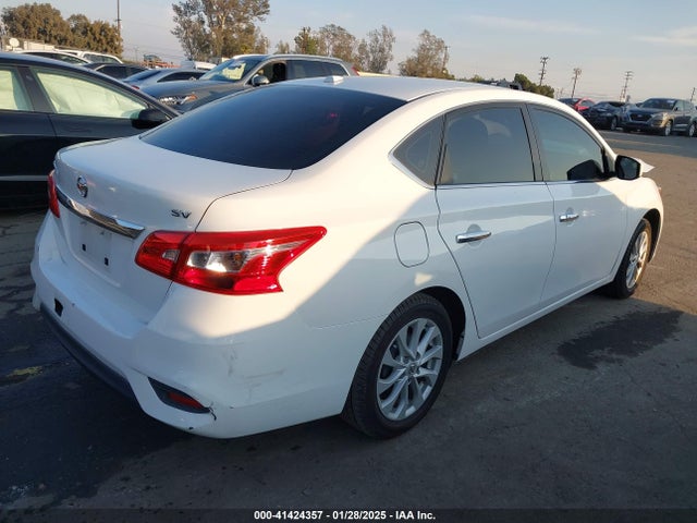 3N1AB7AP9JL658023 Nissan SENTRA SV