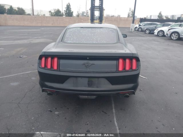 1FA6P8AM9F5403756 Ford Mustang V6