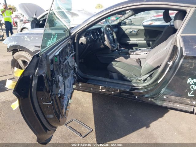 1FA6P8AM9F5403756 Ford Mustang V6