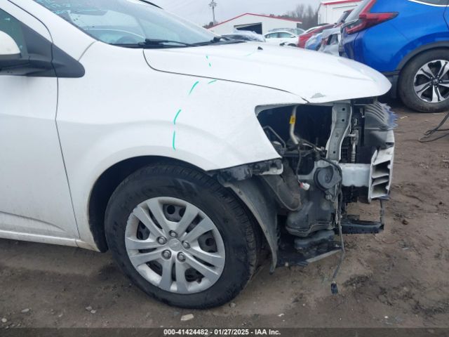 1G1JG6SH9H4169954 Chevrolet Sonic Lt Auto