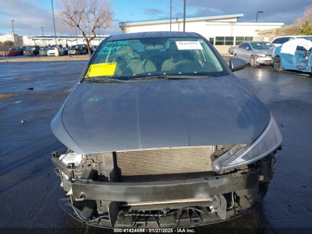 KMHD74LFXKU756351 Hyundai ELANTRA SE