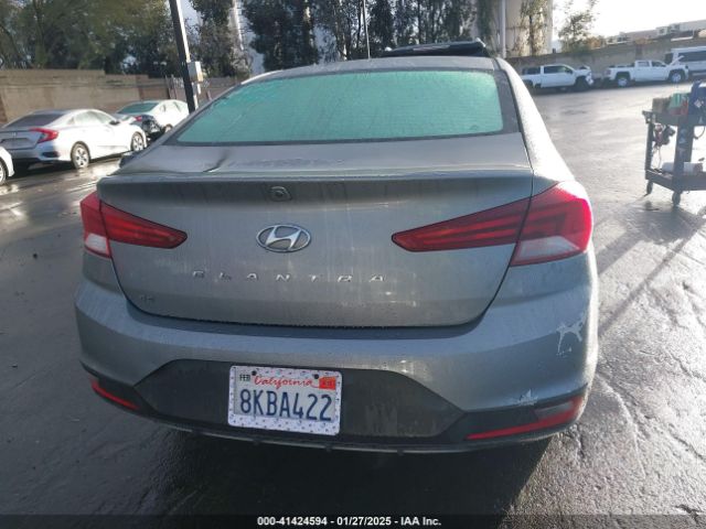 KMHD74LFXKU756351 Hyundai ELANTRA SE