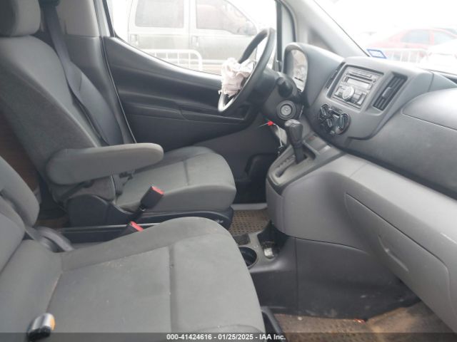 3N6CM0KN2FK729397 Nissan Nv200 S