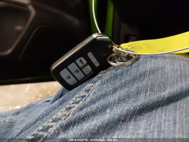 2HGFC4B0XHH302586 Honda Civic Lx-p