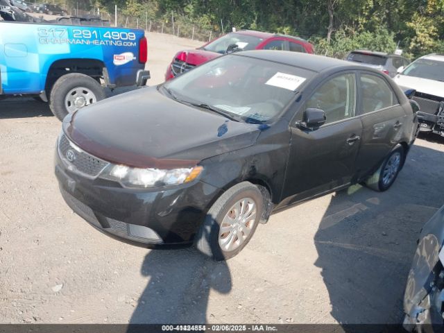 2013 KIA FORTE KNAFU4A27D5692382 Photo 1