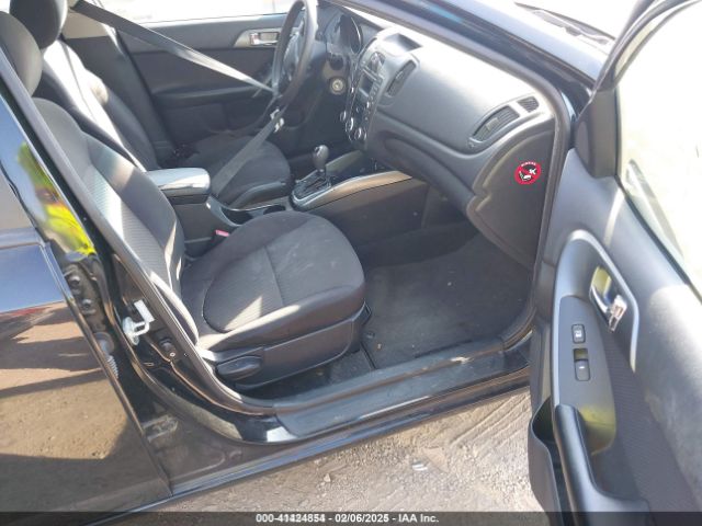2013 KIA FORTE KNAFU4A27D5692382 Photo 4