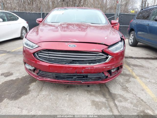 3FA6P0HD0HR328873 Ford FUSION SE