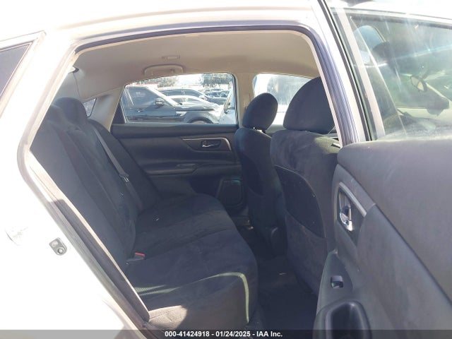 Nissan Altima 2.5 S 2015 1N4AL3AP3FC409308 Image 8