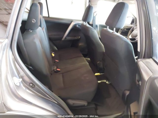 JTMZFREV5GJ073898 Toyota RAV4 LE