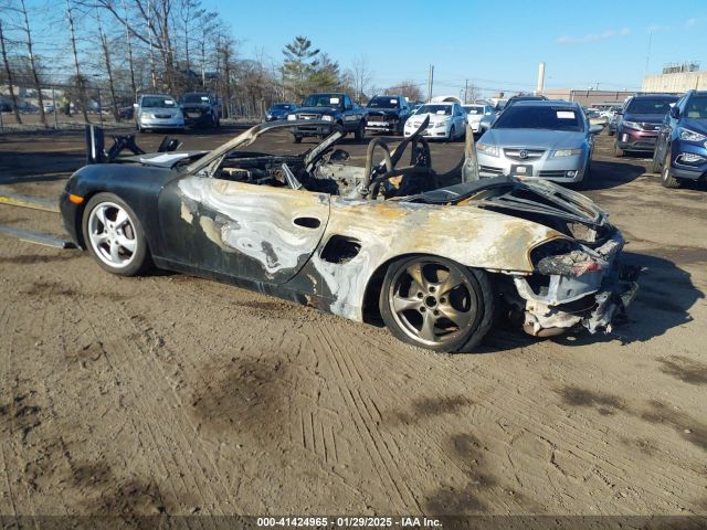2001 PORSCHE BOXSTER WP0CA29801U627404 Photo 2