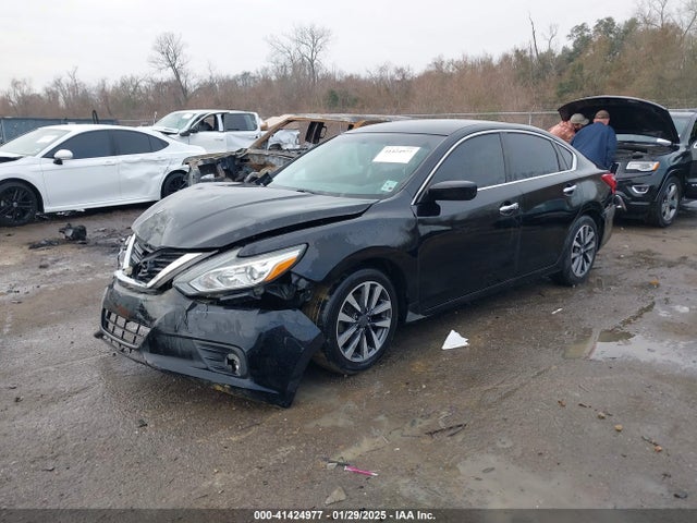 Nissan Altima 2.5 Sv 2017 1N4AL3AP4HC208651 Image 2