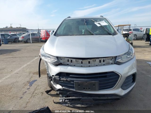 KL7CJPSB7KB847149 Chevrolet Trax Lt