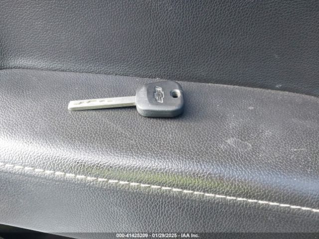 1GCVKREC5HZ158168 Chevrolet Silverado 1500 2lt