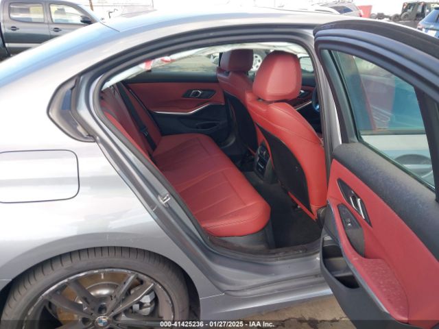 3MW69FF03R8E55631 BMW 3 Series 330i