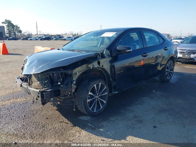 Toyota COROLLA SE 2017 2T1BURHE5HC803793 Image 2