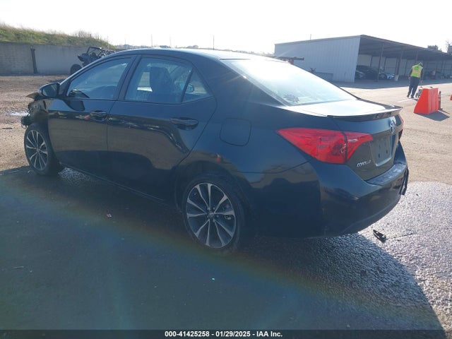 Toyota COROLLA SE 2017 2T1BURHE5HC803793 Image 3