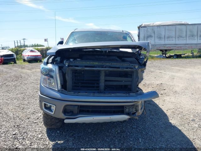 1N6AA1E59JN544848 Nissan Titan Pro-4x